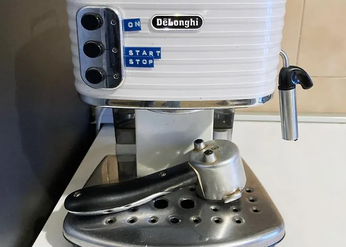 Tra Il Centro E Il *